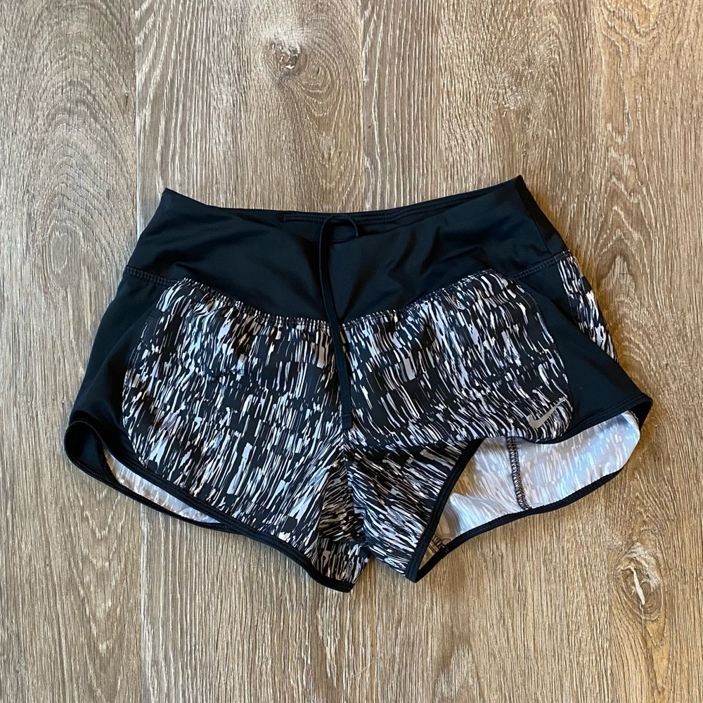 Women’s Nike running short. Size XS.